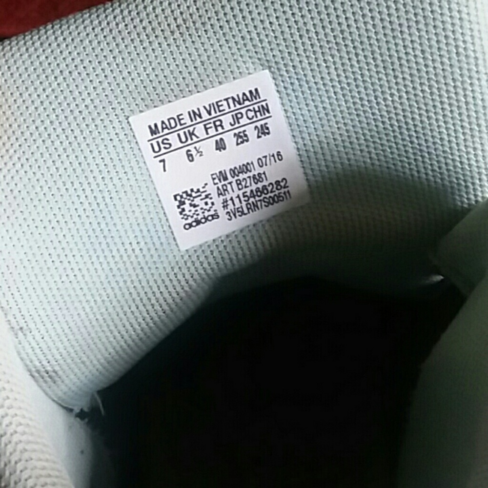 Adidas - Picture 4 of 4